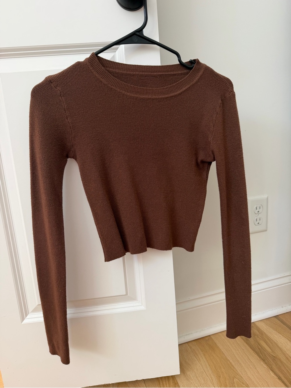 Brown Ribbed Long Sleeve Crop Sweater